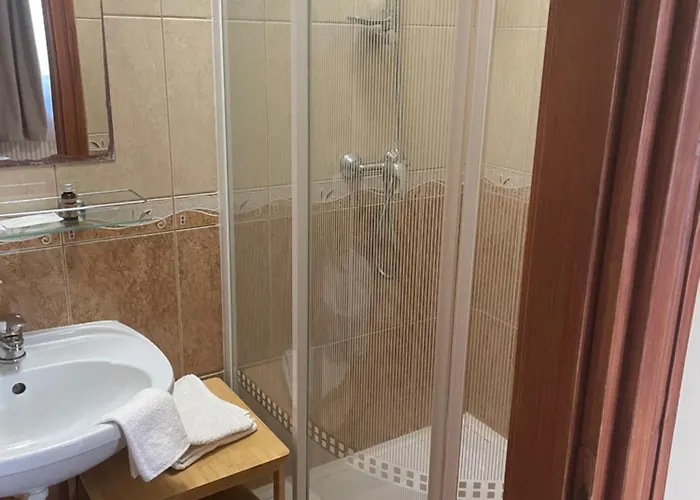 Rozsakert Apartmanhaz 3*