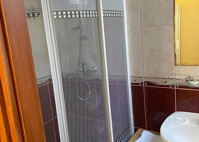 Rozsakert Apartmanhaz Pensiune