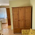 Guest house Rozsakert Apartmanhaz 3*