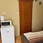 Rozsakert Apartmanhaz Guest house