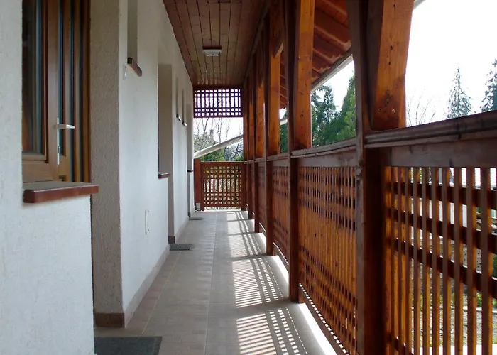 Rozsakert Apartmanhaz